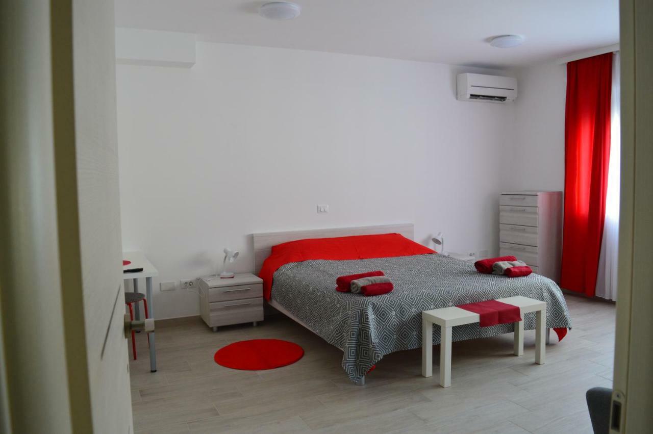 Margherita'S Room โรวีน ภายนอก รูปภาพ